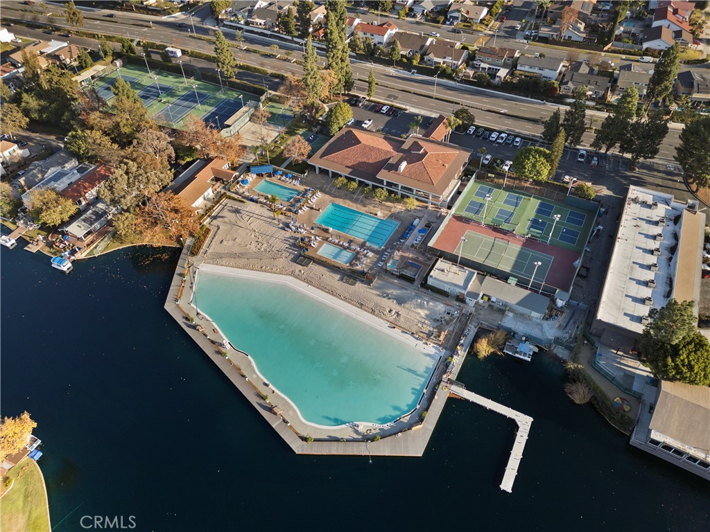 22852 Sailwind Way 2