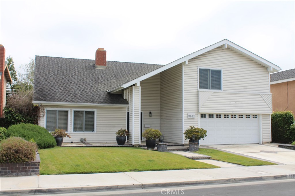 9882 Kings Canyon Drive