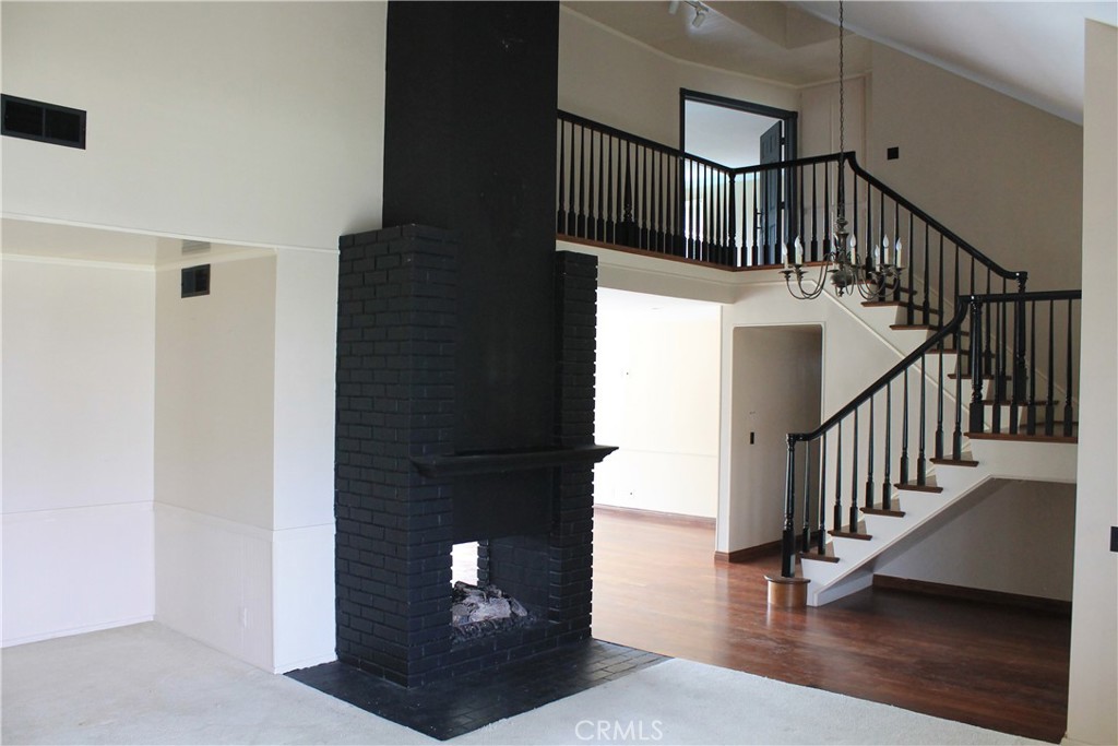 9882 Kings Canyon Drive