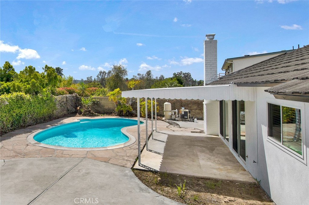 25132 Northrup Drive