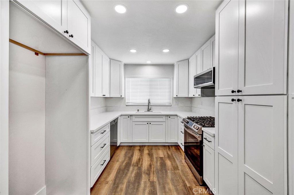 25132 Northrup Drive