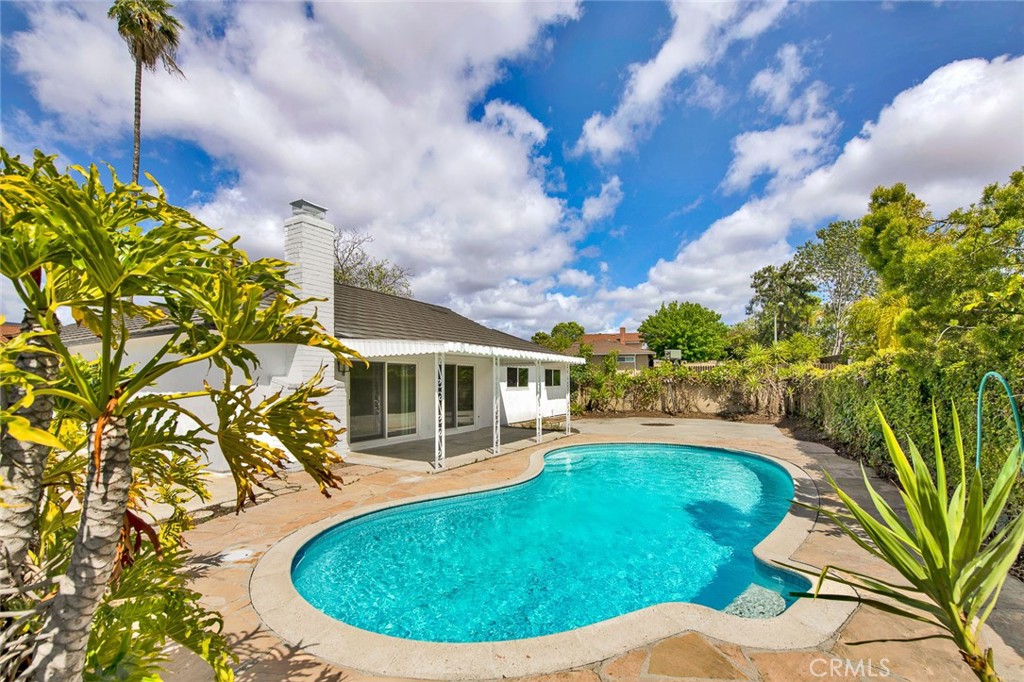 25132 Northrup Drive