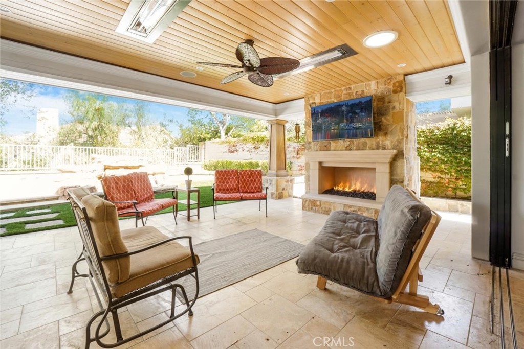 31951 Camino Del Cielo