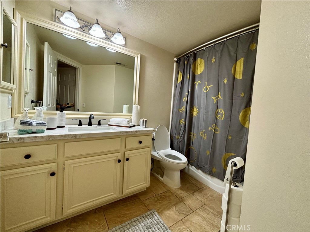 31951 Camino Del Cielo