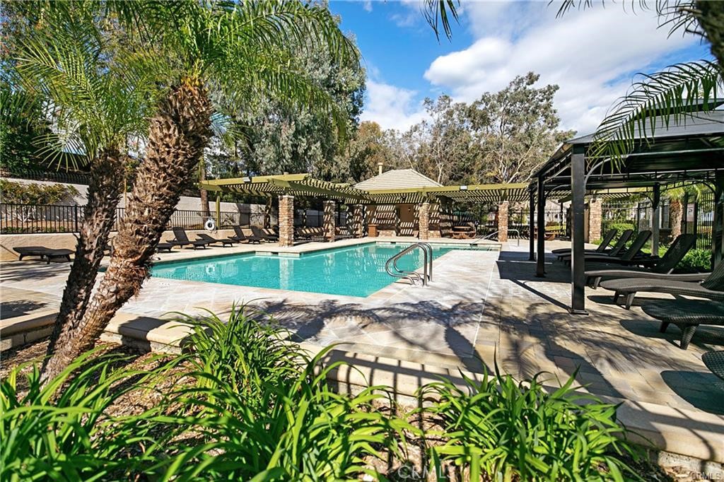 31951 Camino Del Cielo