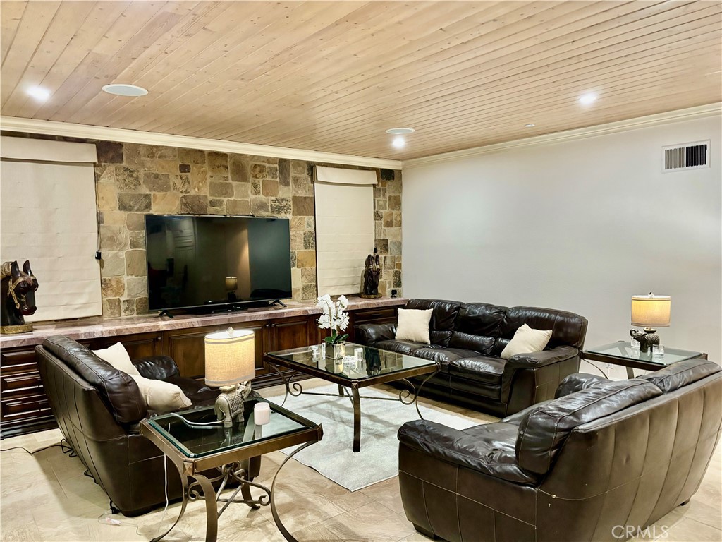 31951 Camino Del Cielo