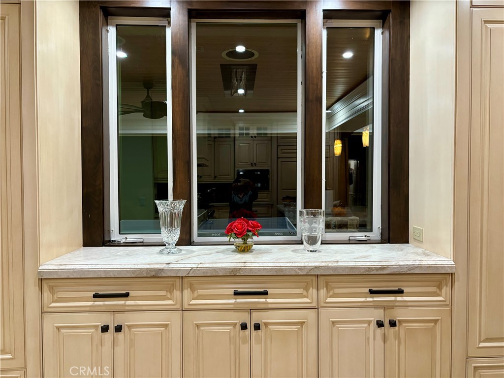 31951 Camino Del Cielo