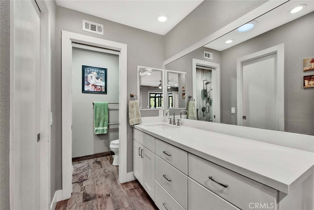 8606 Solano Circle B-1003