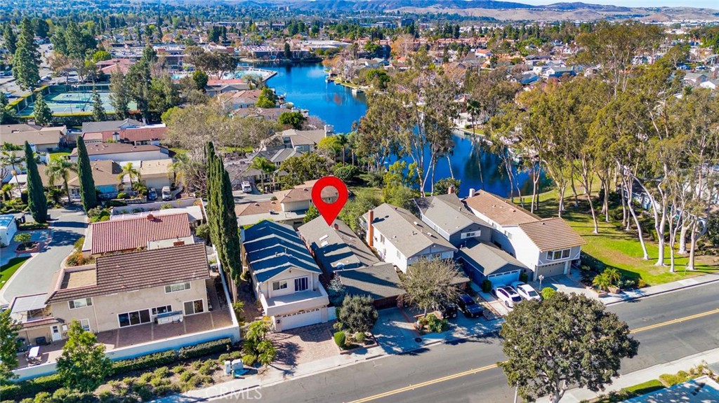 24596 Overlake Drive