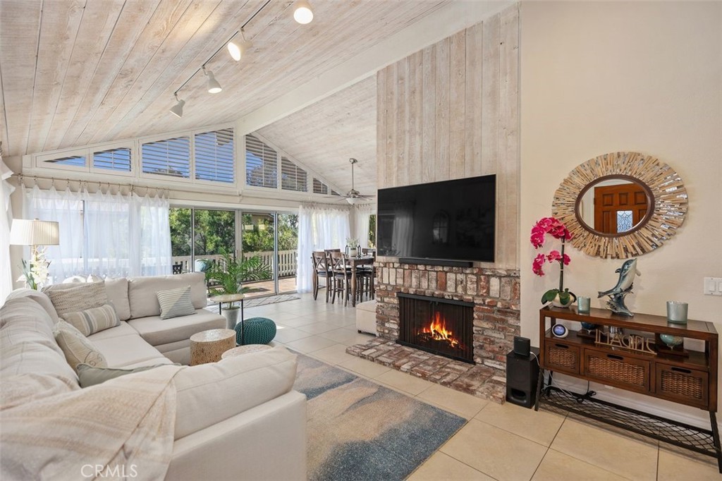 24596 Overlake Drive