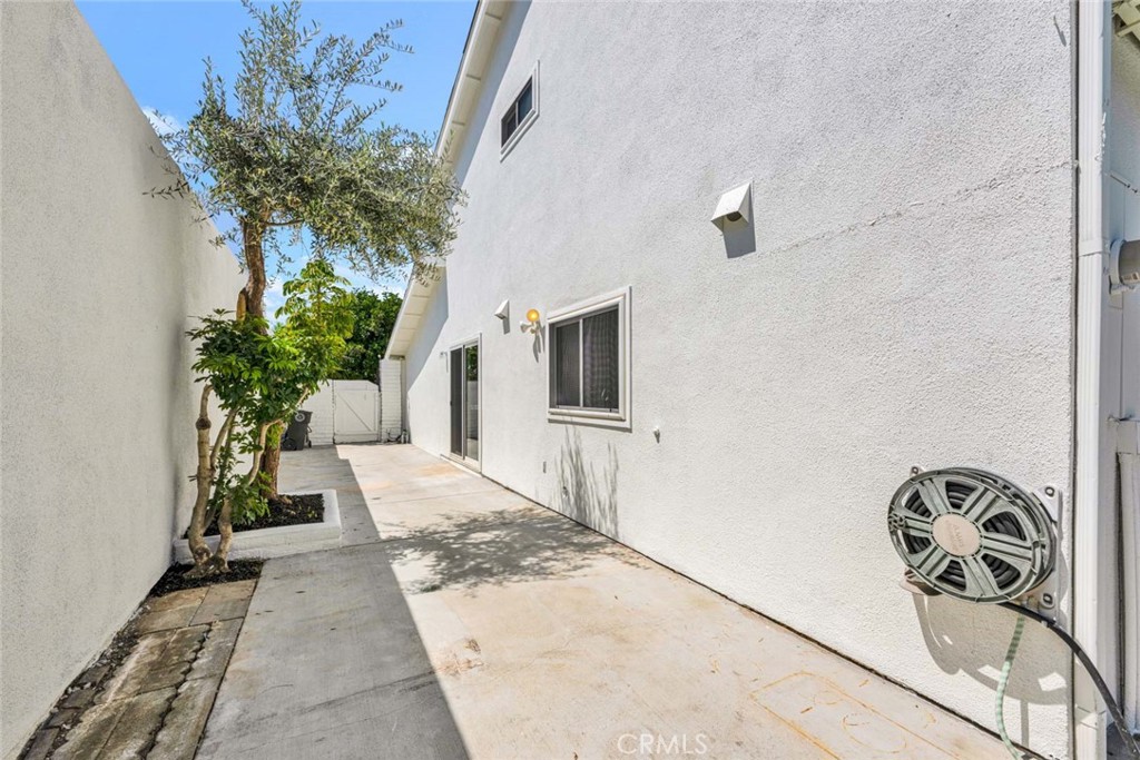 3368 California Street