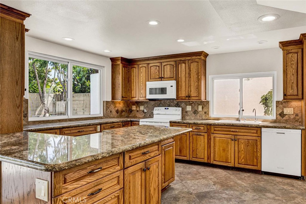 3368 California Street