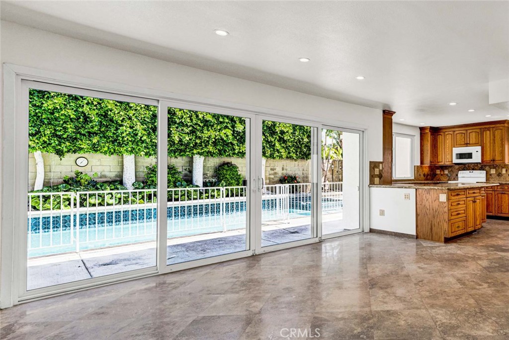 3368 California Street