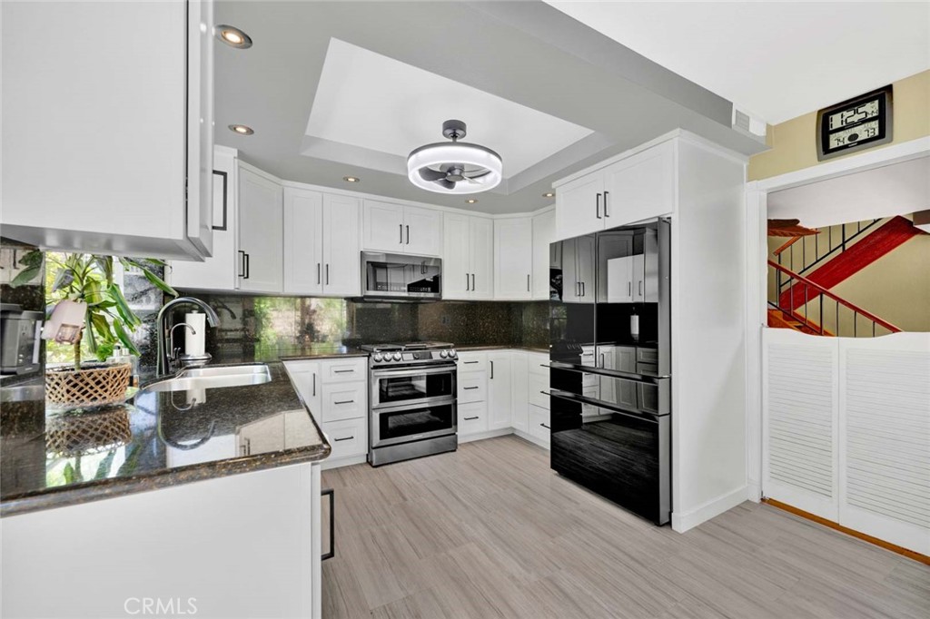 22482 Lake Forest Lane