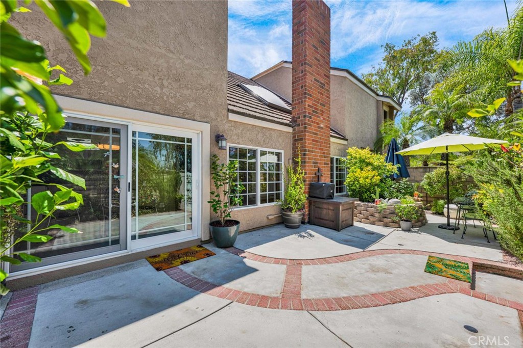 22482 Lake Forest Lane