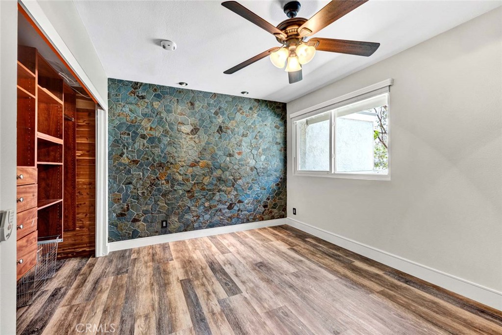 22482 Lake Forest Lane