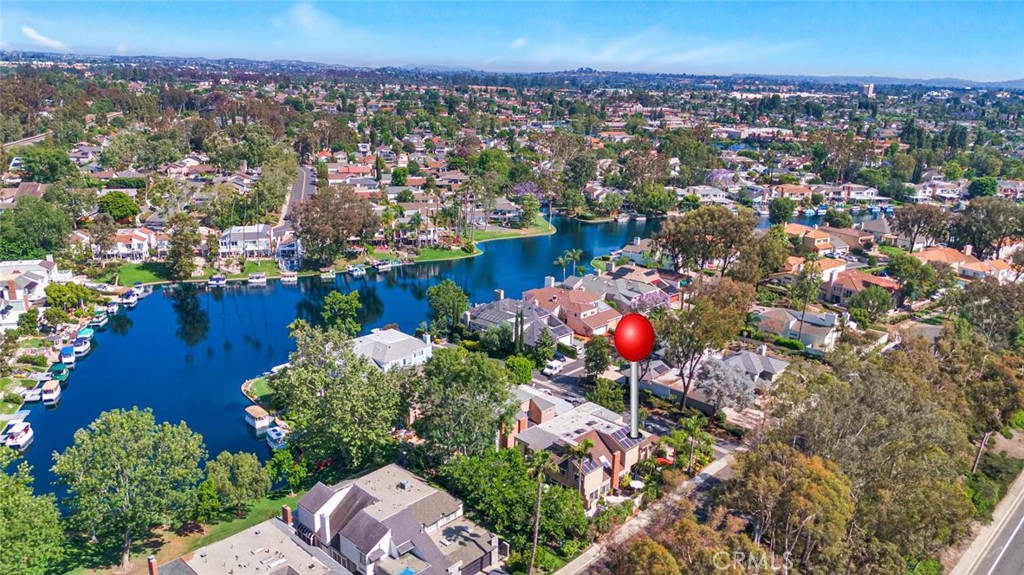 22482 Lake Forest Lane