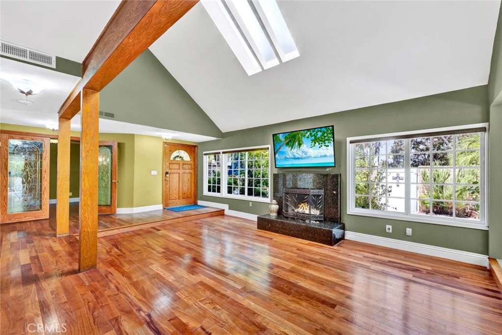 22482 Lake Forest Lane