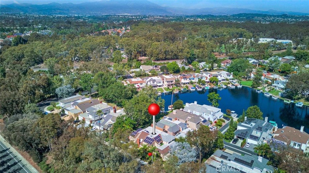 22482 Lake Forest Lane