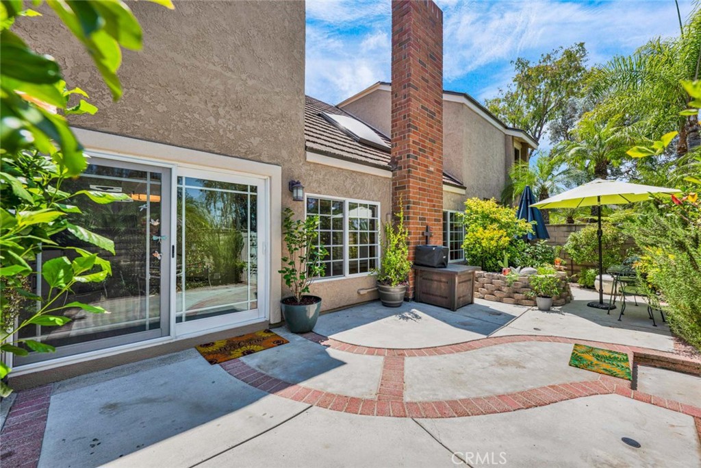 22482 Lake Forest Lane