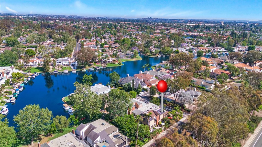 22482 Lake Forest Lane
