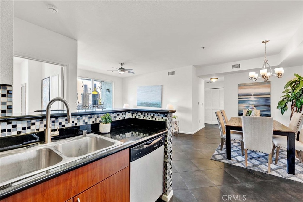 1801 E Katella Avenue 3053