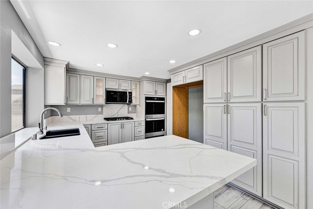 18182 Ivorycrest Lane