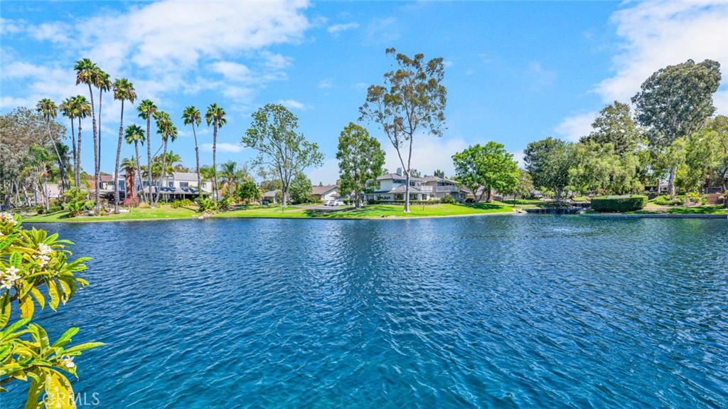 22576 Lake Forest Lane