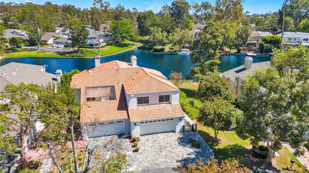 22576 Lake Forest Lane