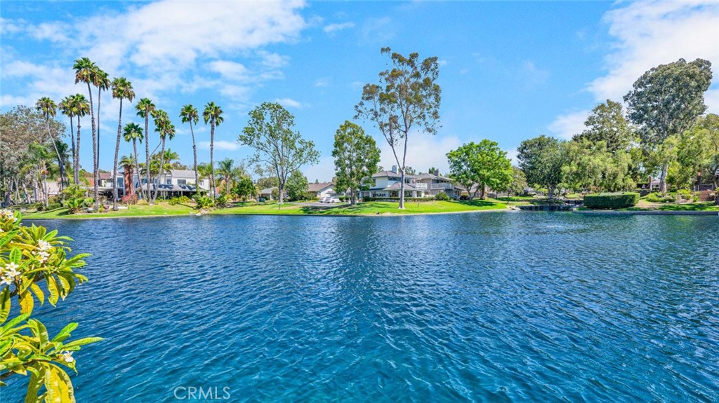 22576 Lake Forest Lane