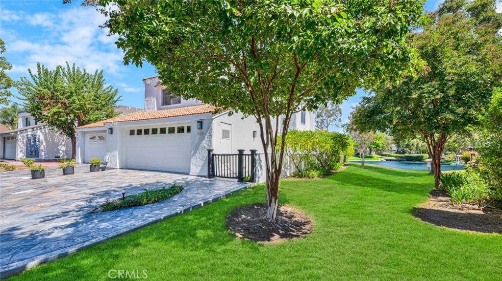 22576 Lake Forest Lane