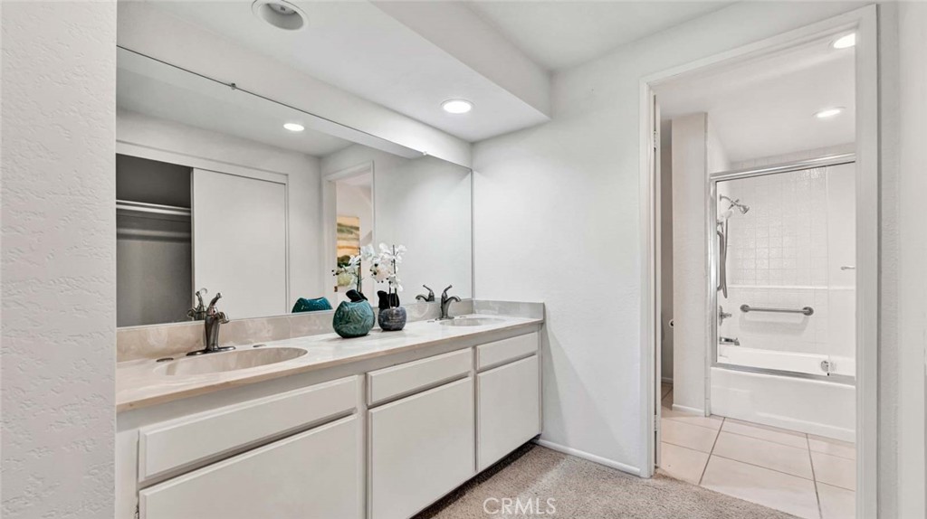 22576 Lake Forest Lane