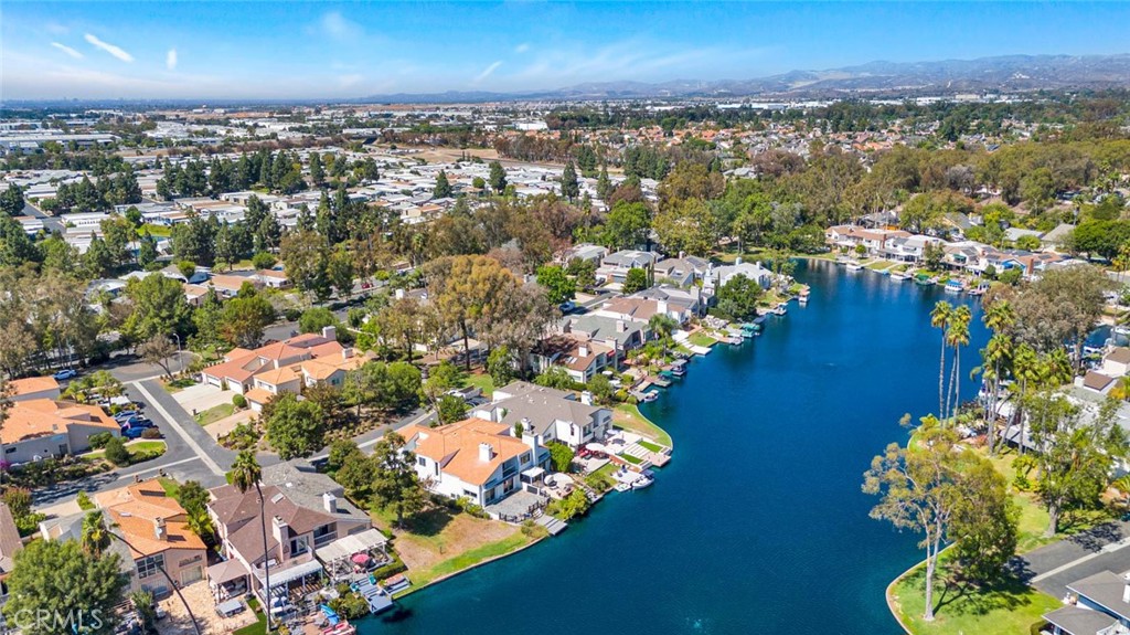 22576 Lake Forest Lane