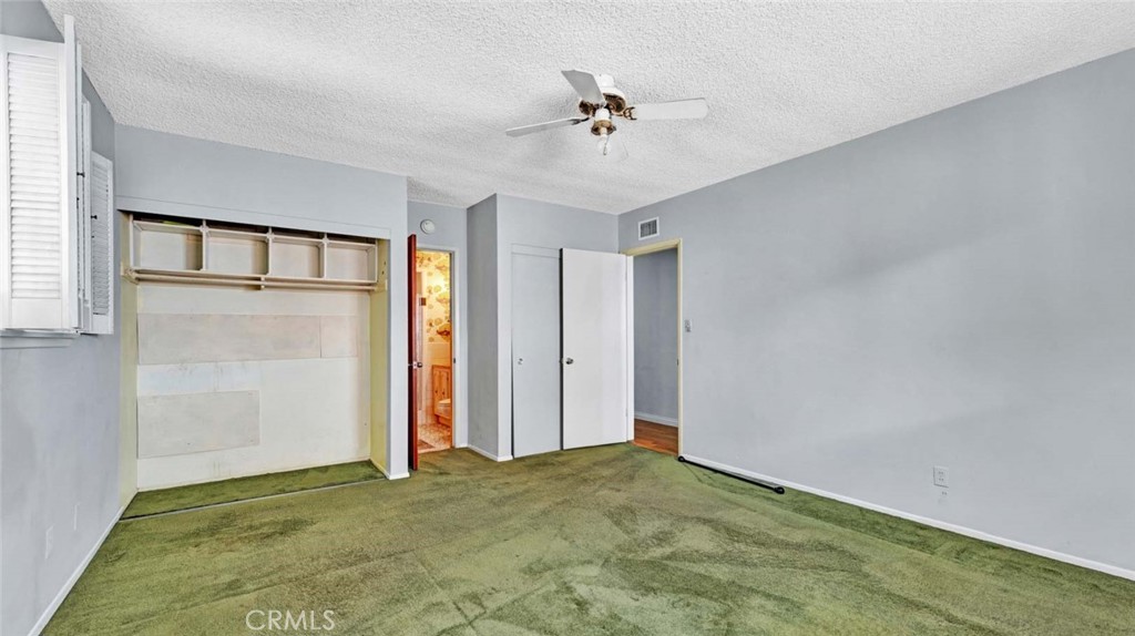 1060 Tropicana Way