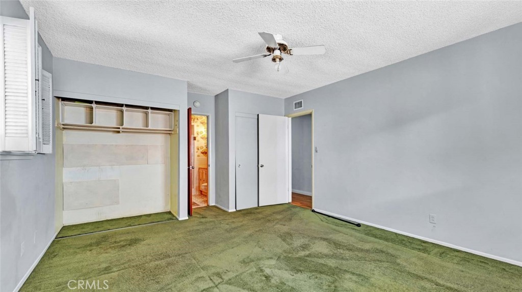 1060 Tropicana Way
