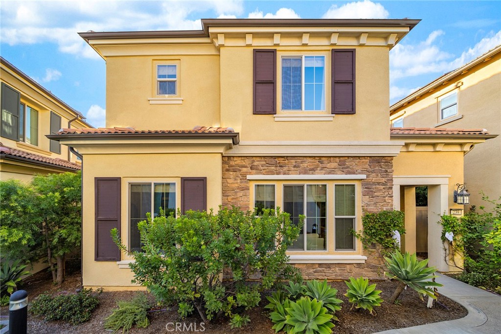 239 Primrose Dr
