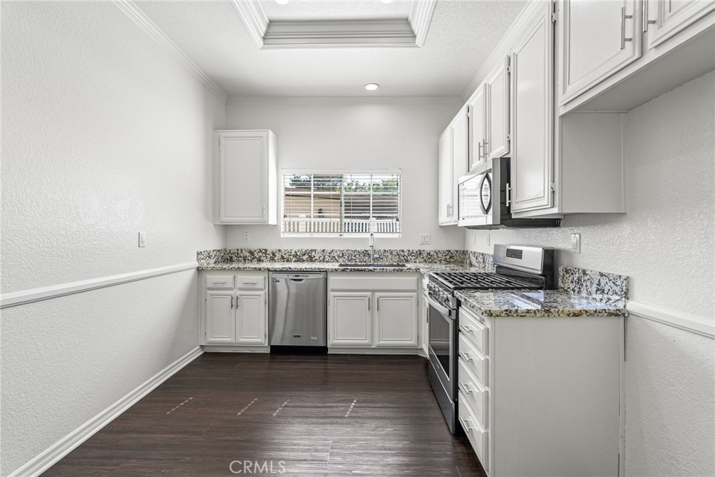 24304 Val Verde Court