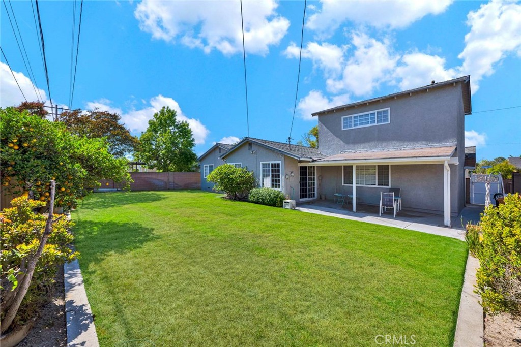 3222 W Sunview