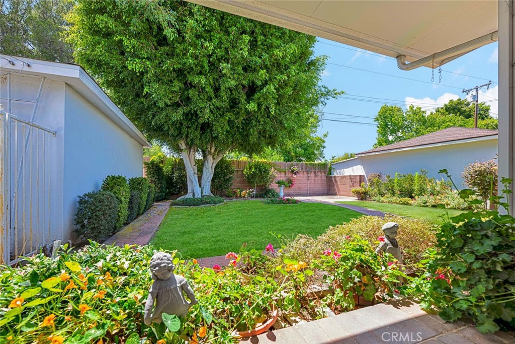 2506 N Spurgeon