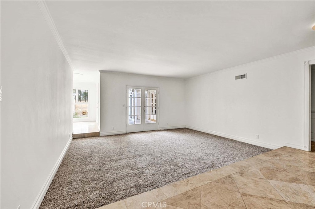 18922 Gregory Lane