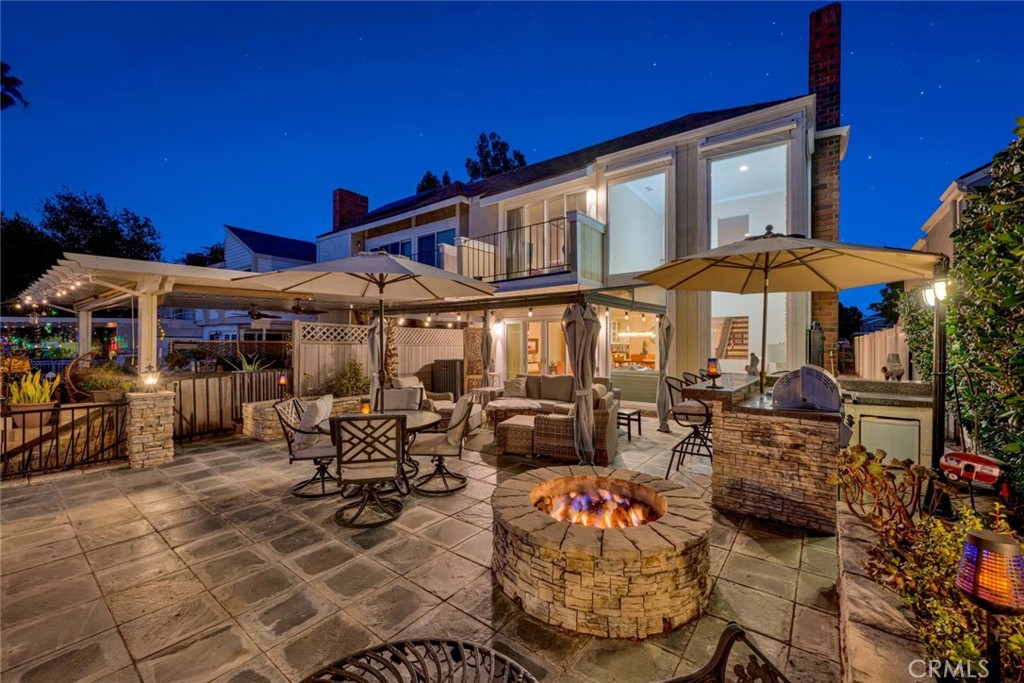22702 Wood Lake