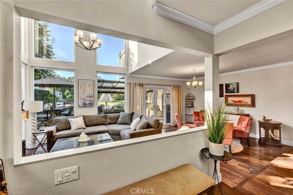 22702 Wood Lake