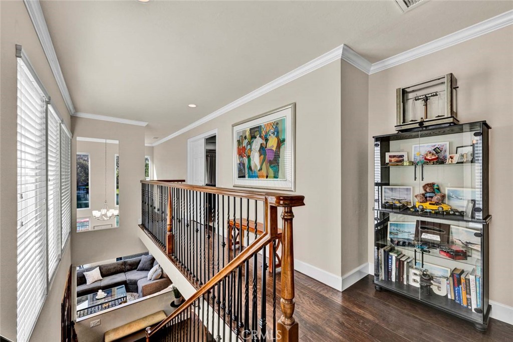 22702 Wood Lake