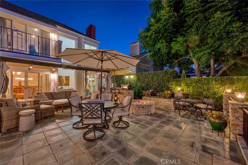 22702 Wood Lake