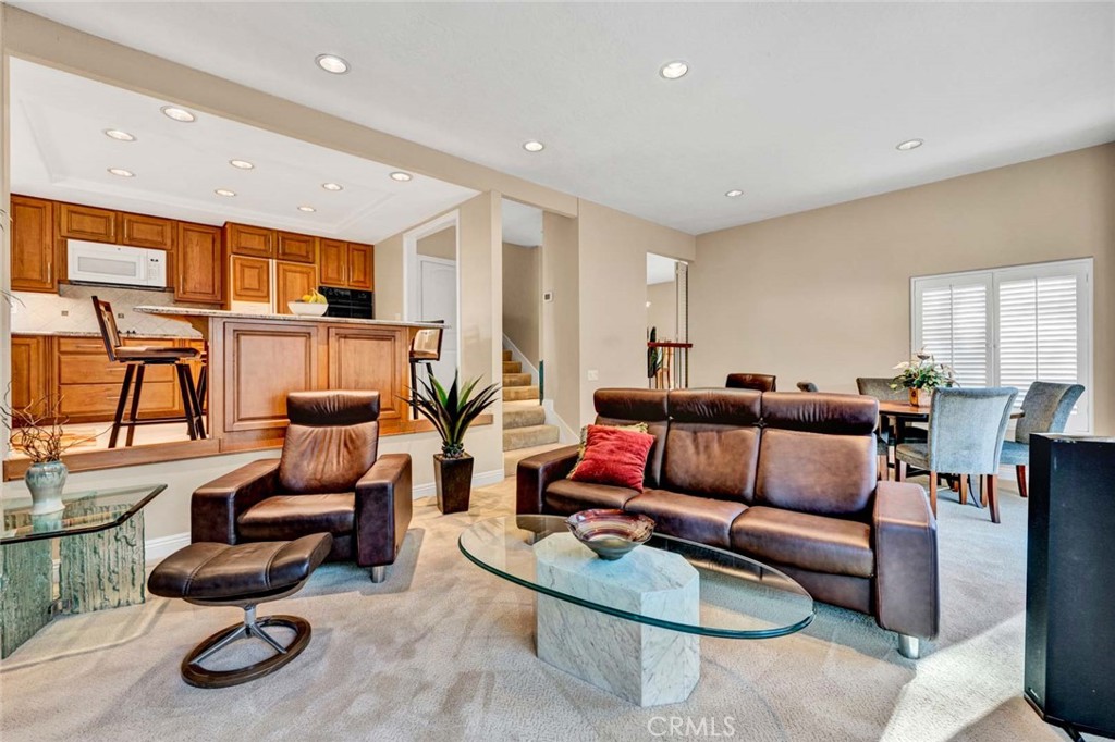 22431 Forest Hill