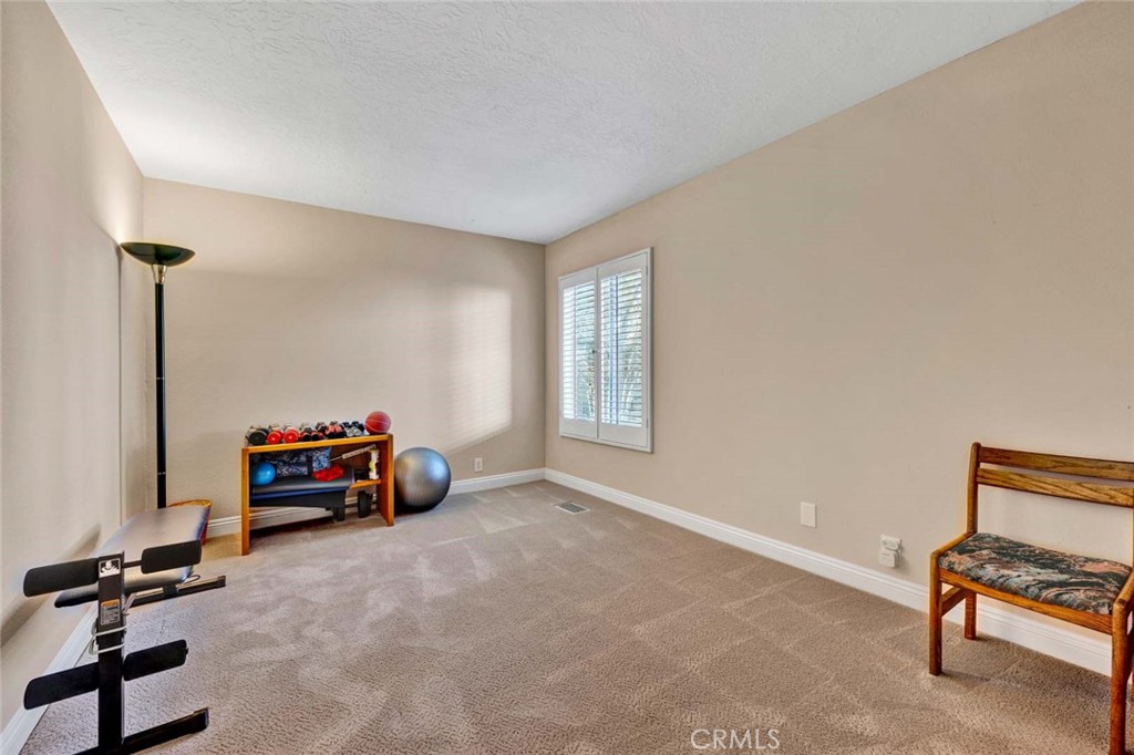 22431 Forest Hill