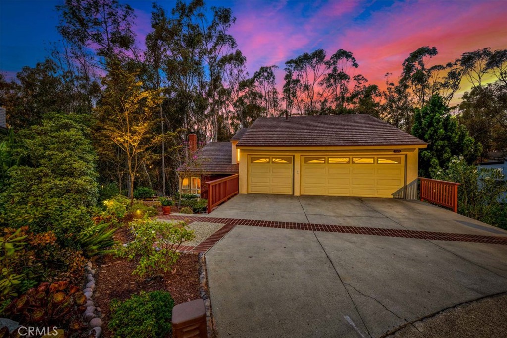 22431 Forest Hill