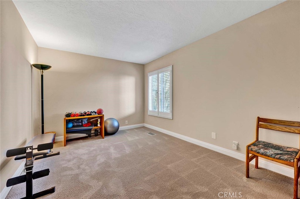 22431 Forest Hill