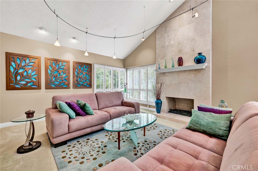 22431 Forest Hill