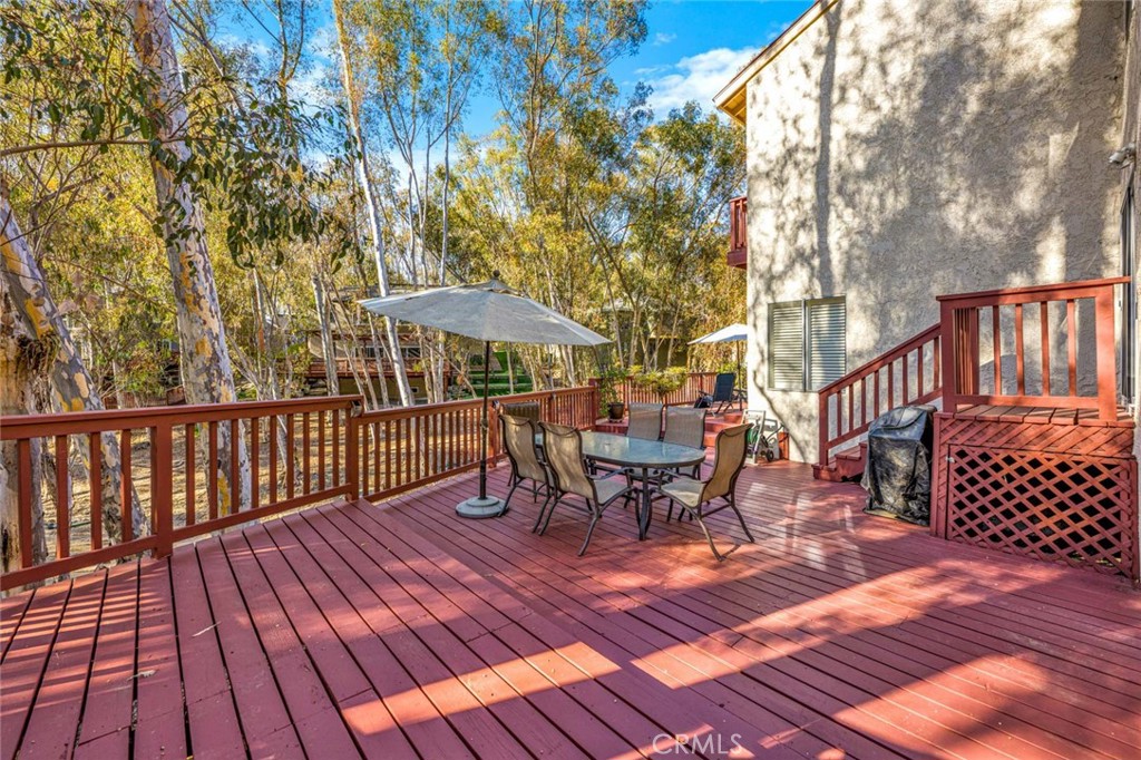 22431 Forest Hill